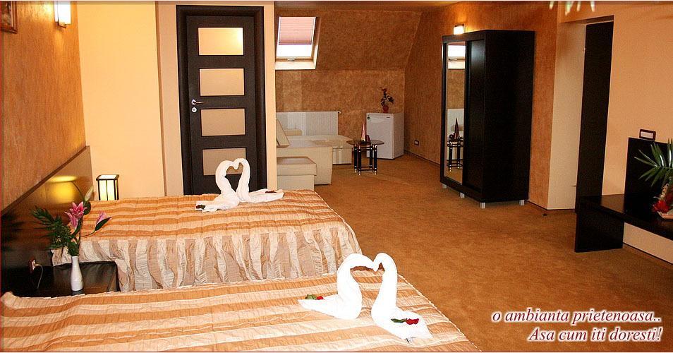 Hotel Palace Targu Jiu Room photo