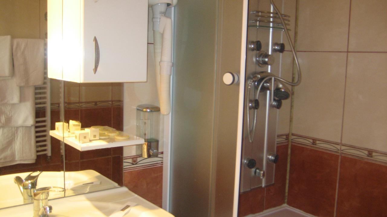 Hotel Palace Targu Jiu Room photo